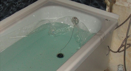 Установкой акрилового вкладыша | Баррикадная